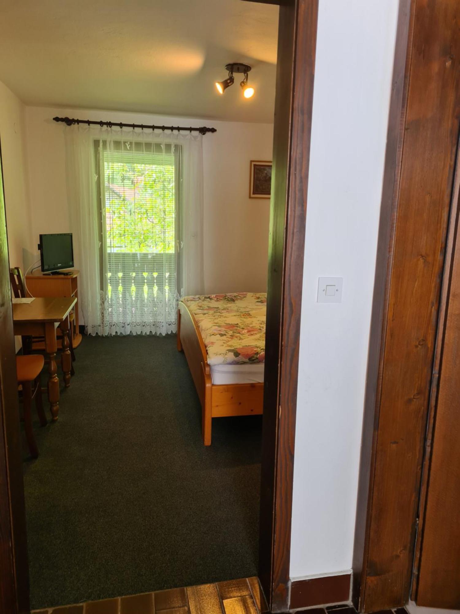 Gostilna Batist Bed and Breakfast Bohinjska Bela Kamer foto